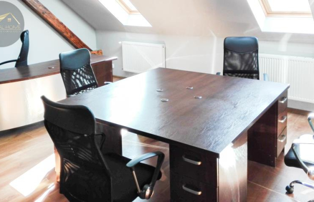 Lokal 173m2 / 4 biura