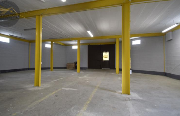 Lokal 320m2