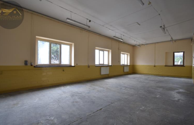 Lokal 180m2