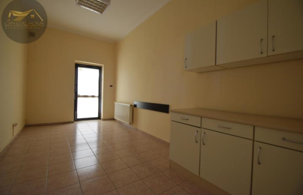 Lokal 180m2
