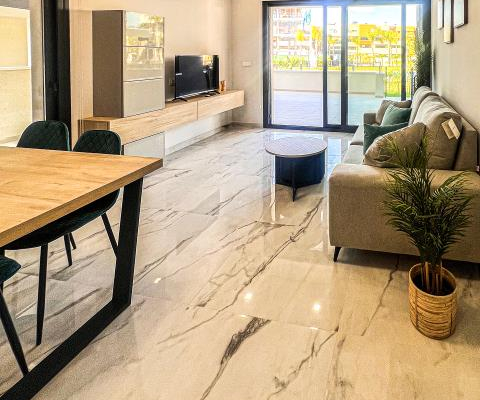 WYPOSAŻONY APARTAMENT W SERCU PLAYA FLAMENCA