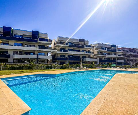 WYPOSAŻONY APARTAMENT W SERCU PLAYA FLAMENCA