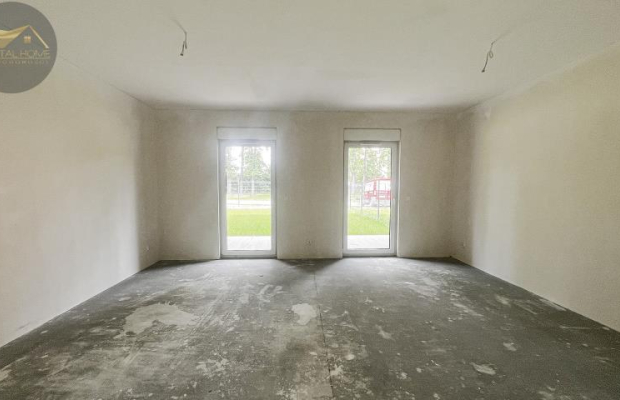 100m2 / ogródek / nowy budynek