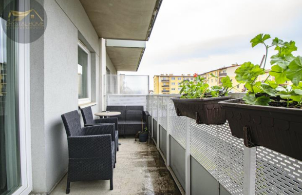 PIERWSZY NAJEM/ 3 POKOJE/ OS. ZAWISZÓW/ BALKON
