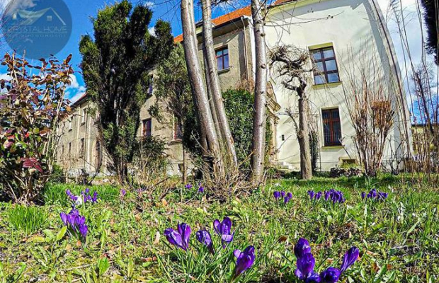 Zamek Świdnicki - zespół poklasztorny na sprzedaż