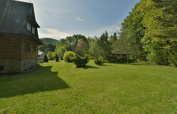 Piękny dom z bali przy lesie, w górach, dz.5799 m2