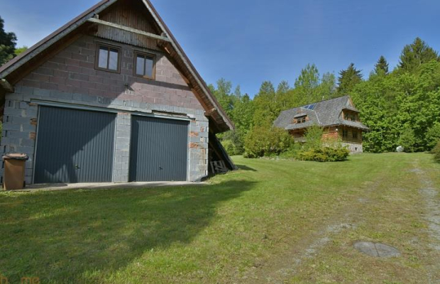 Piękny dom z bali przy lesie, w górach, dz.5799 m2