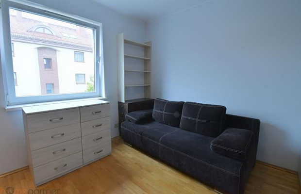 2 pokoje z balkonem, zielone Partynice
