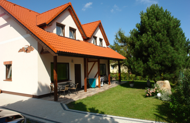 Apartamenty, domki nad morzem - Sarbinowo. Wśród zieleni dla dzieci