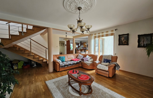 Zadbany dom w Bęczarce o pow. 200m².