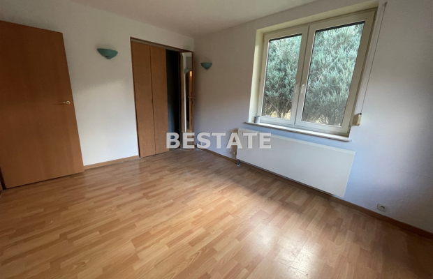Parterowy 195 m.kw  z dużym garażem  