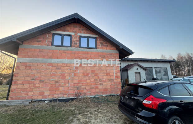Dom, kawalerka, warsztat, działka 3600 m2