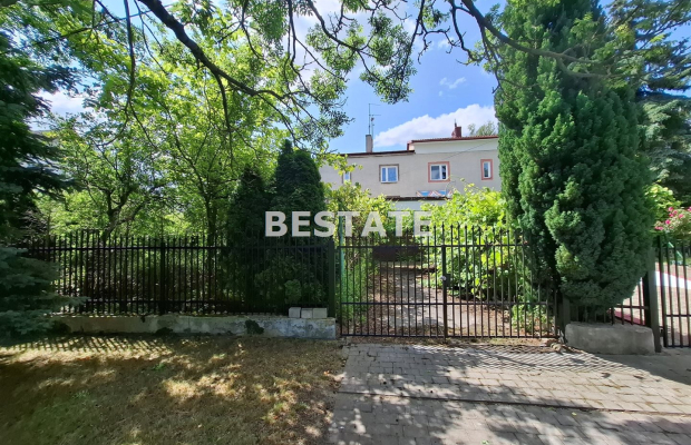 Dom w zabudowie bliźniaczej, Łódź Bałuty
