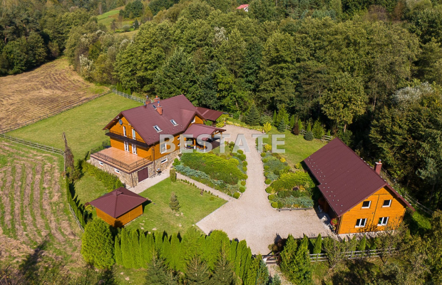 Posiadłość na 30 ar - Roztoka-Brzeziny
