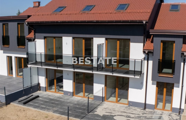 Z przyjemnością prezentuję Państwu ofertę sprzedaży  domów jednorodzinnych  w zabudowie  bliźniaczej,  o powierzchni  130,35 m2