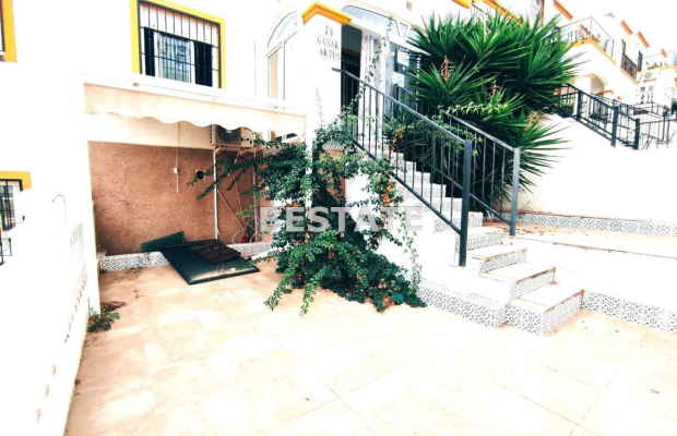 Bungalow 64 m.kw, obrzeża Alicante 
