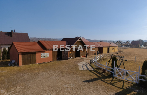 Wyjątkowa stadnina koni w malowniczej Rzuchowej - gotowy biznes z możliwością rozbudowy!   

  Marzysz o własnej stadninie koni