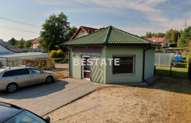 Do sprzedania pawilon handlowo-usługowy położony w Tarnowie, przy ulicy Orkana, o powierzchni 60 m2. W chwili obecnej funkcjonu