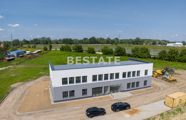 TYLKO U NAS !!!  
 
Oferujemy do sprzedaży  budynek biurowy  o powierzchni  707 m 2   położony w  Tarnowie.   
   
Wybudowany n