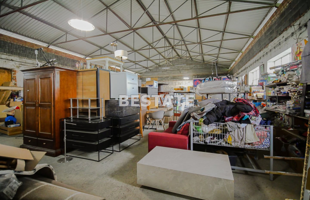 Budynek z magazynem ok. 500m2 w Tuchowie
