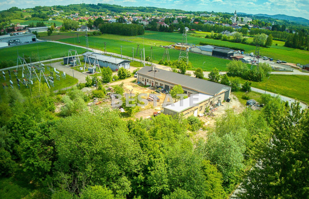 Budynek z magazynem ok. 500m2 w Tuchowie