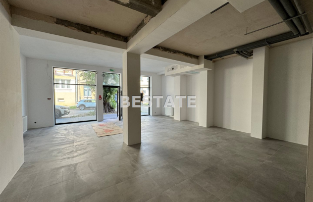 Pod usługi 136m2, nowe, centrum, witryna