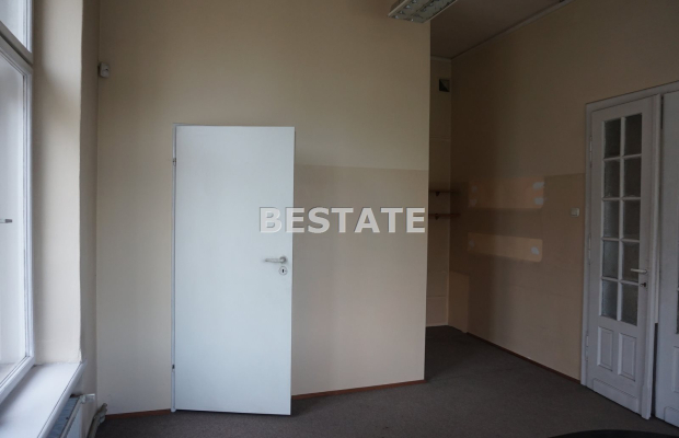Lokal biurowy 100 m2 w centrum miasta