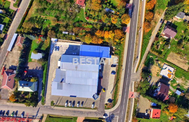 Do wynajęcia lokal o powierzchni 894,5 m2, położony przy ruchliwej ulicy w centrum Pilzna 500 metrów od drogi E94 i 1000 metrów