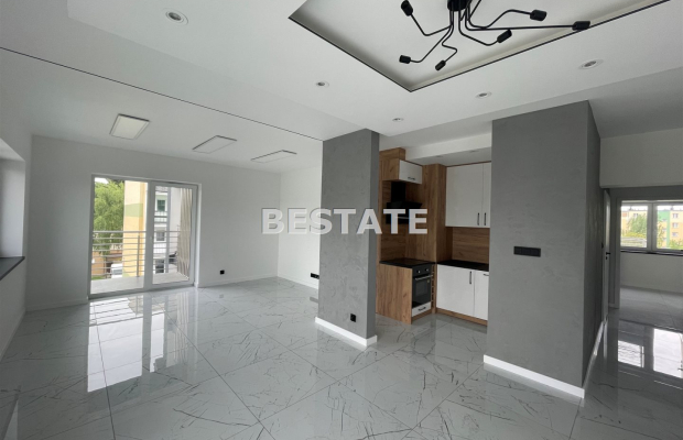 Przestronny apartament z dwoma balkonami, Bugaj