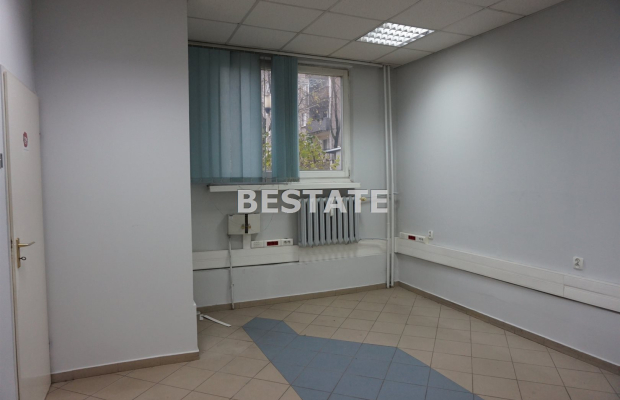 8 kawalerek w bloku mieszkalnym, Bugaj
