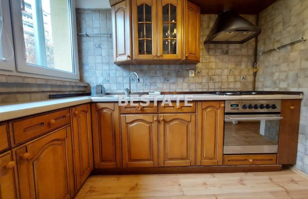 56m2, możliwe 3 pokoje,piwnica, Legnicka/Popowicka