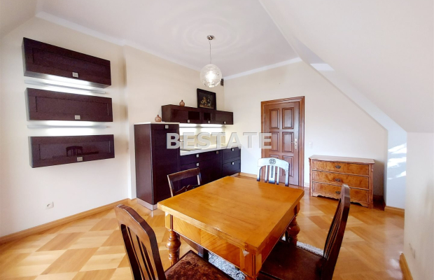 2 pokoje,82m2 w prestiżowej willi, ogród, basen