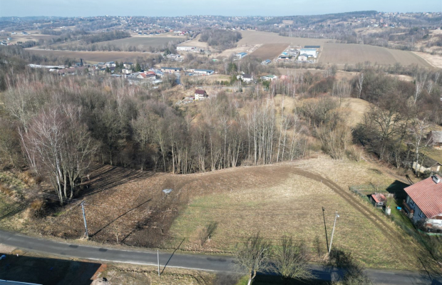 Działka 51 arów w spokojnym miejscu.