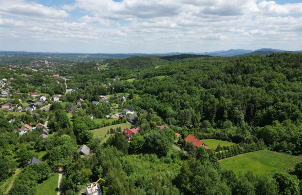 Działka budowlana 11 ar – Bęczarka