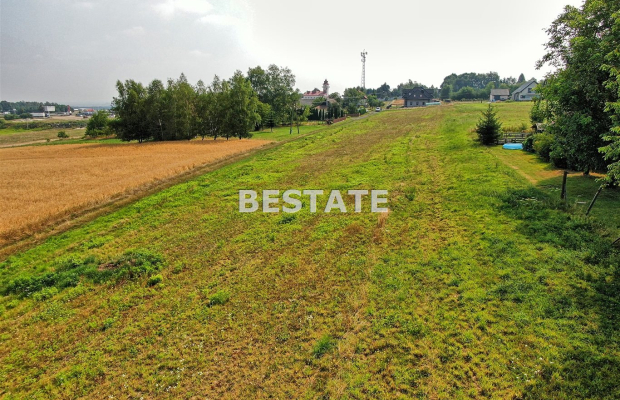 Tylko u Nas! 
 
Do sprzedania działka budowlana o powierzchni  3400 m   2    w Łoponiu. Parcela płaska o wymiarach:  110 m x 31