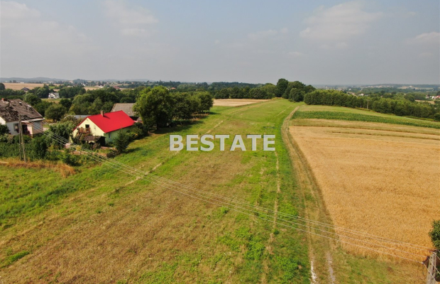 Tylko u Nas! 
 
Do sprzedania działka budowlana o powierzchni  3400 m   2    w Łoponiu. Parcela płaska o wymiarach:  110 m x 31