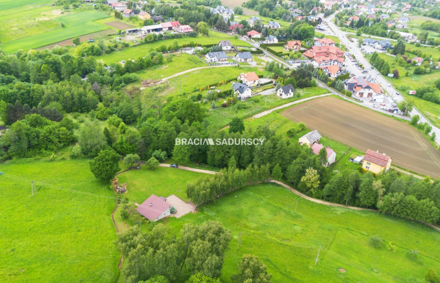  Gospodarstwo około 2 ha w Łazanach gm.Biskupice