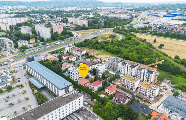 Obiekt usługowy w dobrej lokalizacji