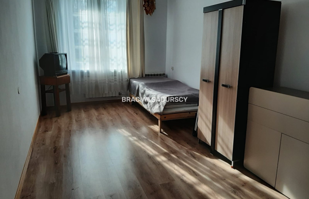 Libertów, lokal, 90m2, 4-pok