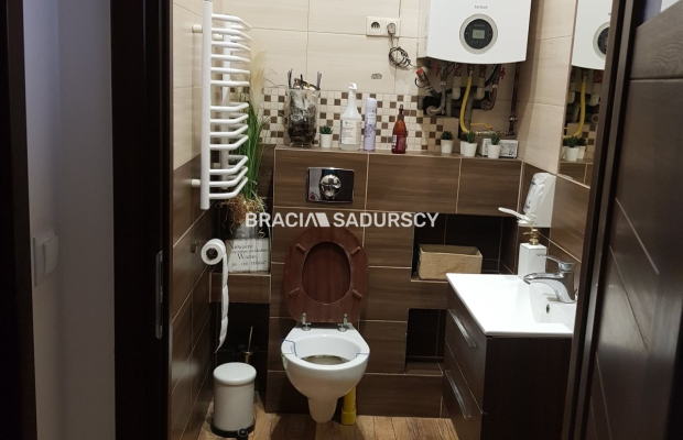Lokal usługowy w dobrej lokalizacji 