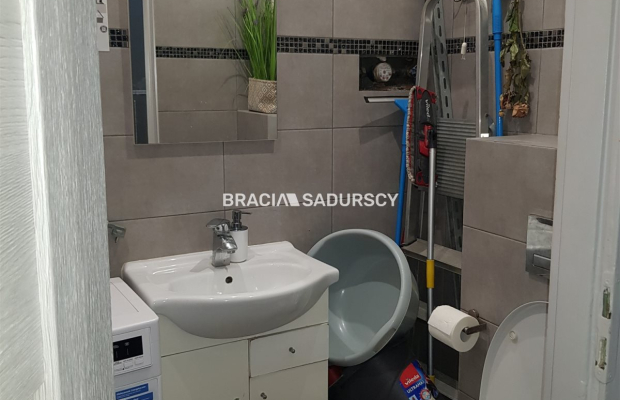 Lokal usługowy w dobrej lokalizacji 