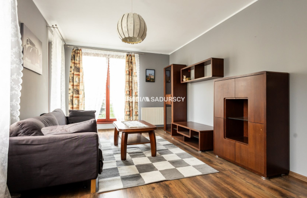 2 pok ok 52 z balkonem, rejon Czerwonych Maków