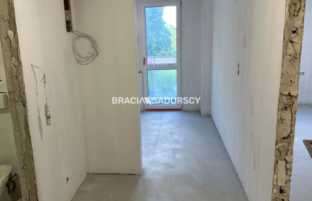 35m2 2 pokoje balkon Mistrzejowice!
