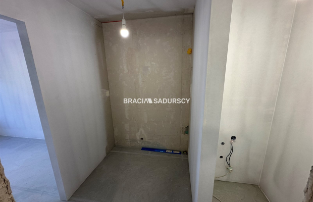 35m2 2 pokoje balkon Mistrzejowice!