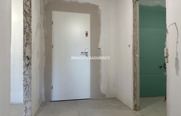 35m2 2 pokoje balkon Mistrzejowice!