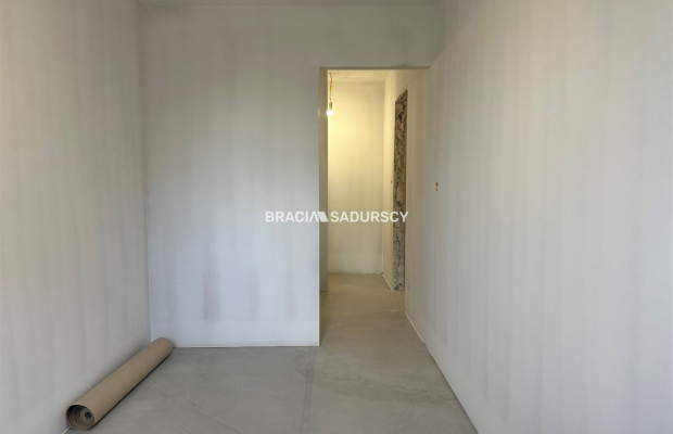 35m2 2 pokoje balkon Mistrzejowice!