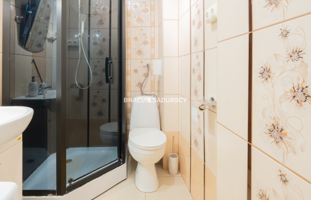Kawalerka umeblowana 24,6 m2/Azory