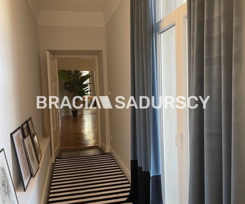 Wyjątkowy apartament w sercu Krakowa!