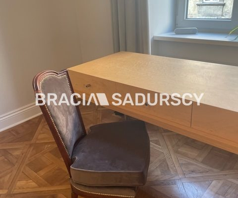 Wyjątkowy apartament w sercu Krakowa!