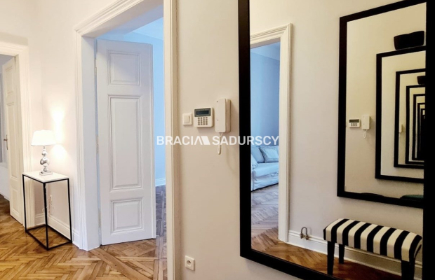 Wyjątkowy apartament w sercu Krakowa!